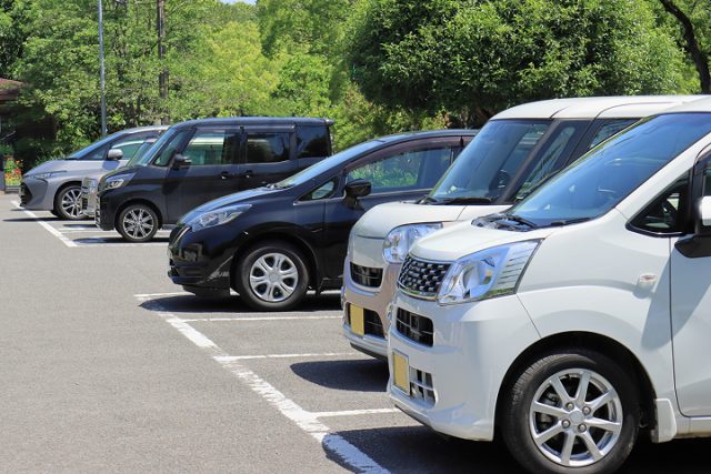 駐車場有